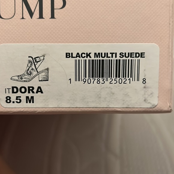 IVANKA TRUMP HEELS - Picture 8 of 8